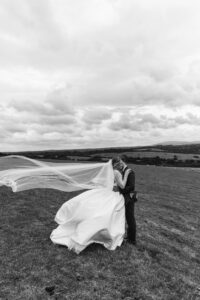 natural and neutral wedding photography and videography